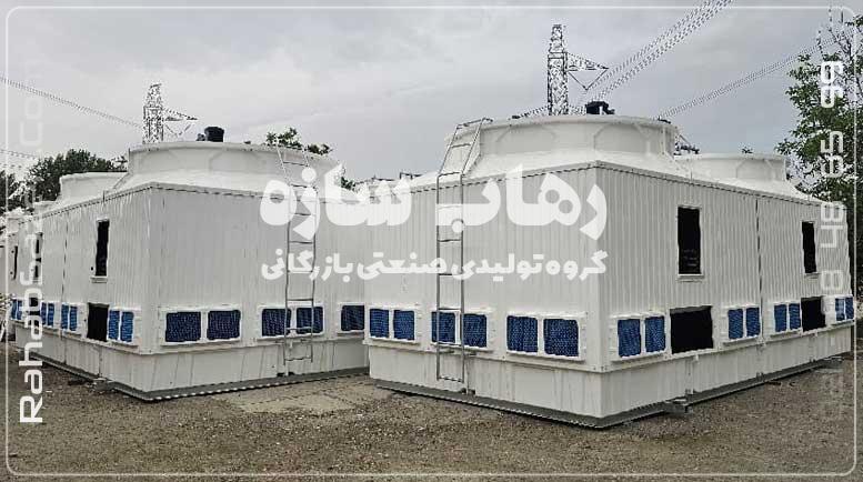 نمای یک برج خنک کننده مکعبی فایبرگلاس با لوورهای ورودی هوای جانبی